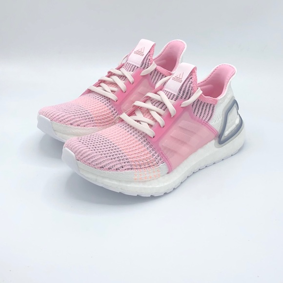 NEW adidas Ultraboost 19 Women's Running Shoes - Picture 2 of 7